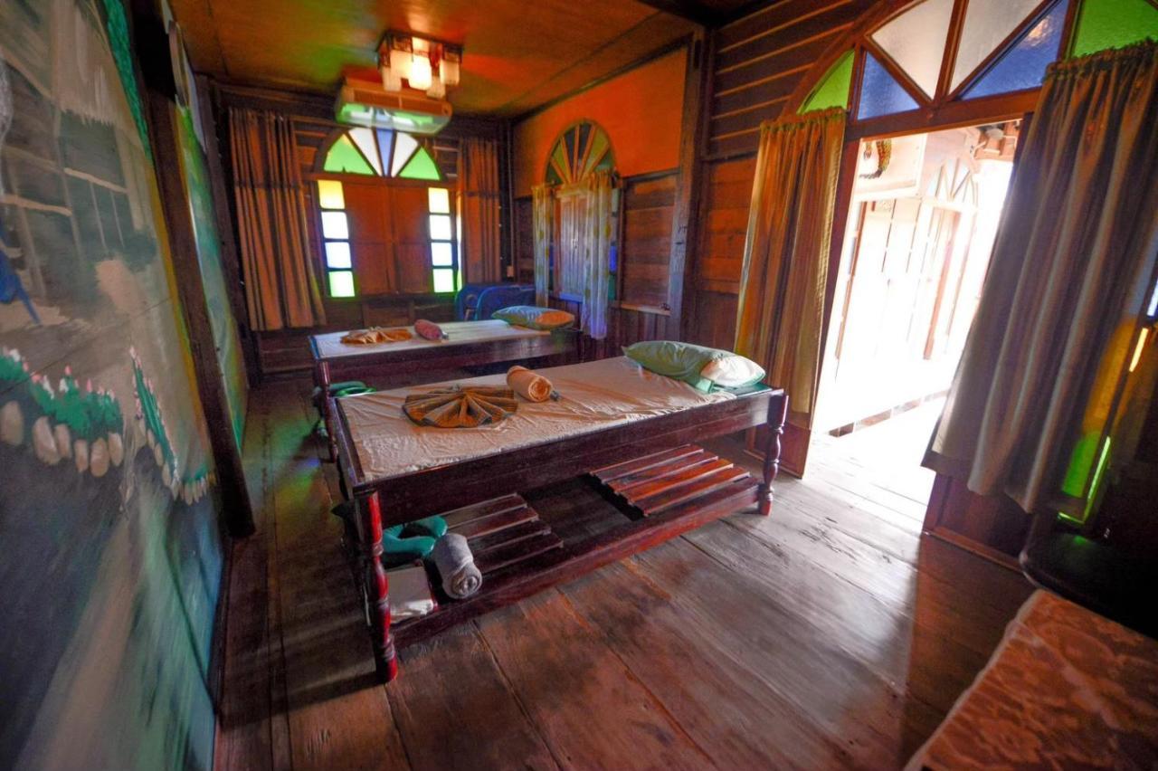 Mrk Resort & Massage Lop Buri Exterior foto