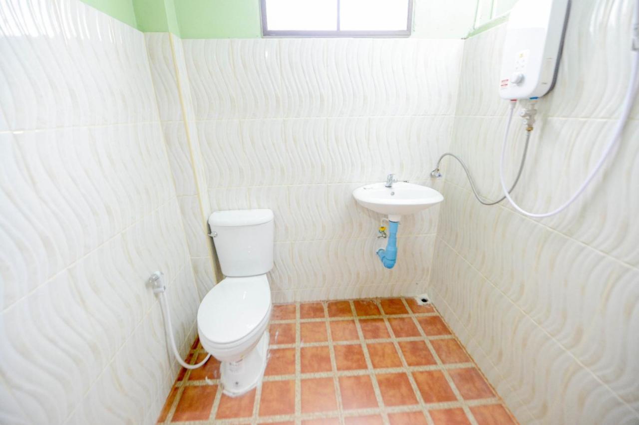 Mrk Resort & Massage Lop Buri Exterior foto